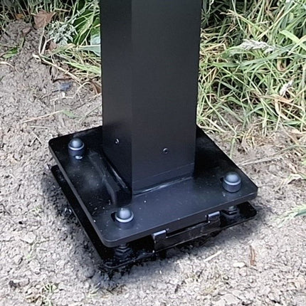 AlarmsysteemExpert.nl Vierkante cameramast met kantelanker 3 meter Zwart